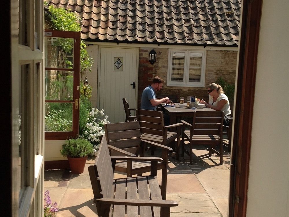 The Bluebell Helpston Exterior foto
